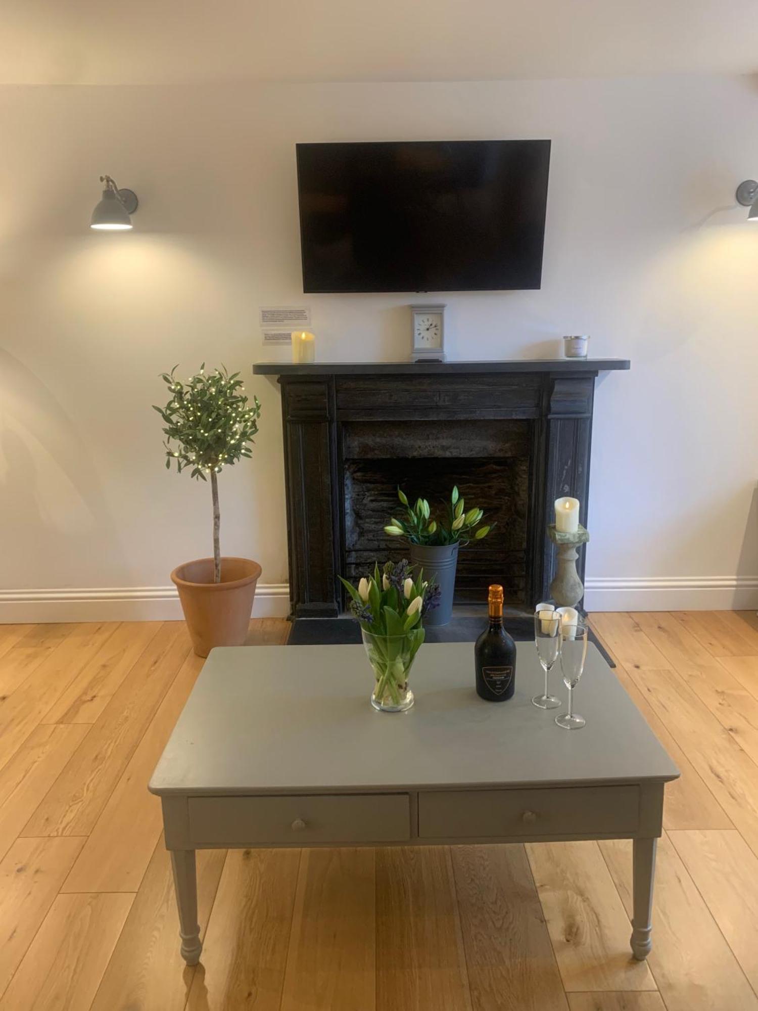 Georgian Holiday Apartment In บอสคาสเซิล ภายนอก รูปภาพ