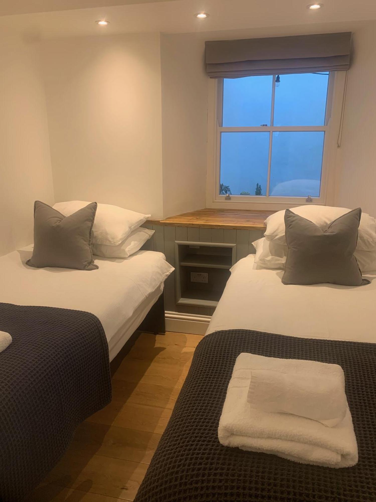 Georgian Holiday Apartment In บอสคาสเซิล ภายนอก รูปภาพ